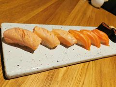 三文鱼手握寿司拼盘-隐泉之语日式料理(王府中环店)