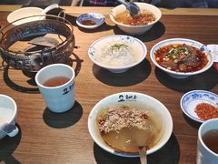-肖四女乐山跷脚牛肉(南汇大学城生活广场店)