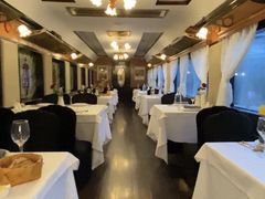 -火车头法国西餐厅