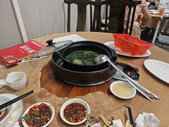 -濠轩阁特色生蚝火锅总店