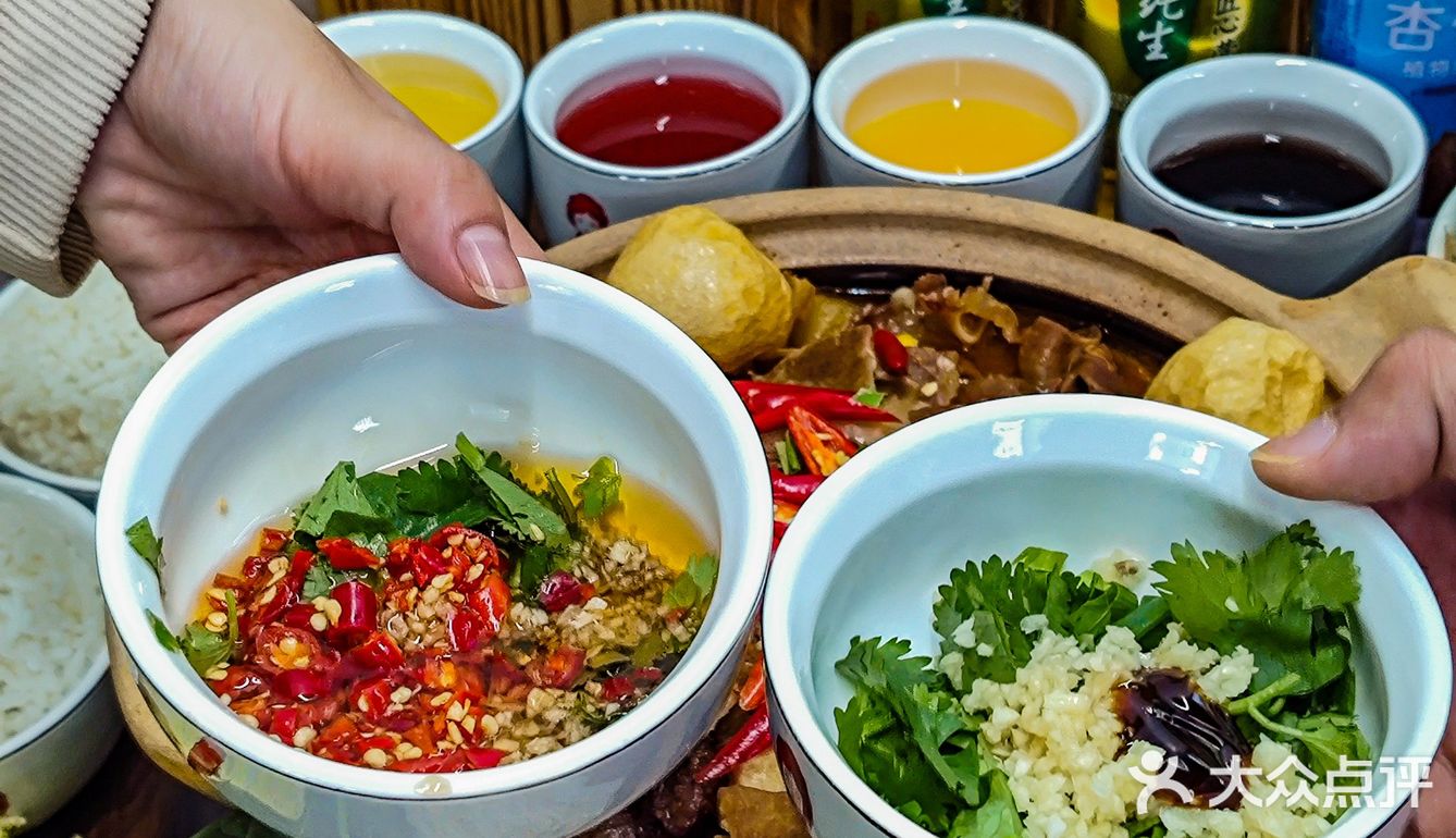 🤤天凉的快乐不就是这一口香喷喷的牛杂嘛！！