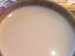 -娜仁图雅蒙古美食村(33小镇店)