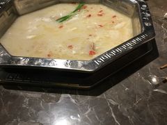 -佬土鹅肠火锅(解放路店)