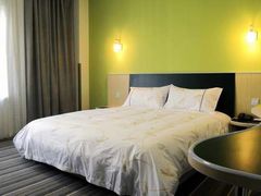 莫泰-莫泰酒店(上海虹桥北新泾地铁站天山路店)