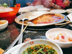 -潮火锅·麻辣牛肉火锅(观音桥方圆·LIVE店)