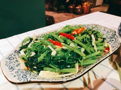 酸笋炒空心菜-在湖边私厨小馆