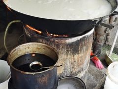-云南大锅豆浆店