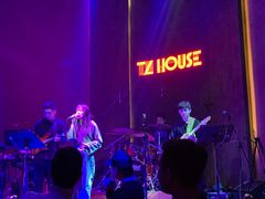 -TZ House音乐现场(来福士中心店)