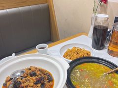 -饭橘汉江码头·乡野土菜馆(静安路店)