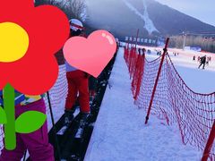 -亚布力新体委滑雪场