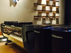 -星巴克臻选(杭州嘉里中心1F店)