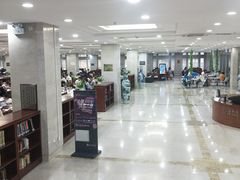 -武汉大学图书馆·文理学部总馆