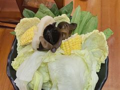 -沸炉重庆老火锅(军事博物馆店)