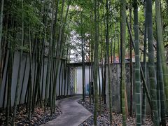 -穹六人间 people 6(岳阳路店)