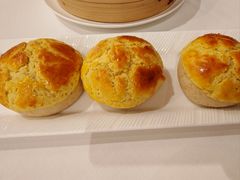 酥皮叉烧包-白天鹅宾馆-宏图府餐厅