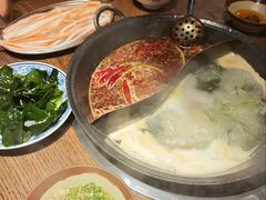 -萍姐火锅·公路夜市(武汉首店)