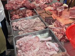 -标记美食新鲜猪杂(兴南大道店)