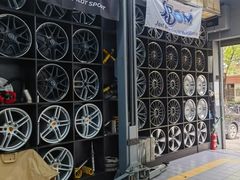 -爱车行 奥迪 奔驰 宝马 保时捷 路虎 专业 维修保养 原厂 奥迪改装升级 中心(静安店)