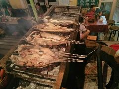 -新疆风味冷水鱼庄(友谊峰路店)