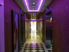 -阳光钱柜KTV(八一路店)