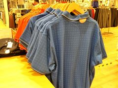 -优衣库(郑州丹尼斯大卫城店)