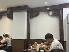 -蟹上黄·蟹黄面·江南糖水(人民广场店)