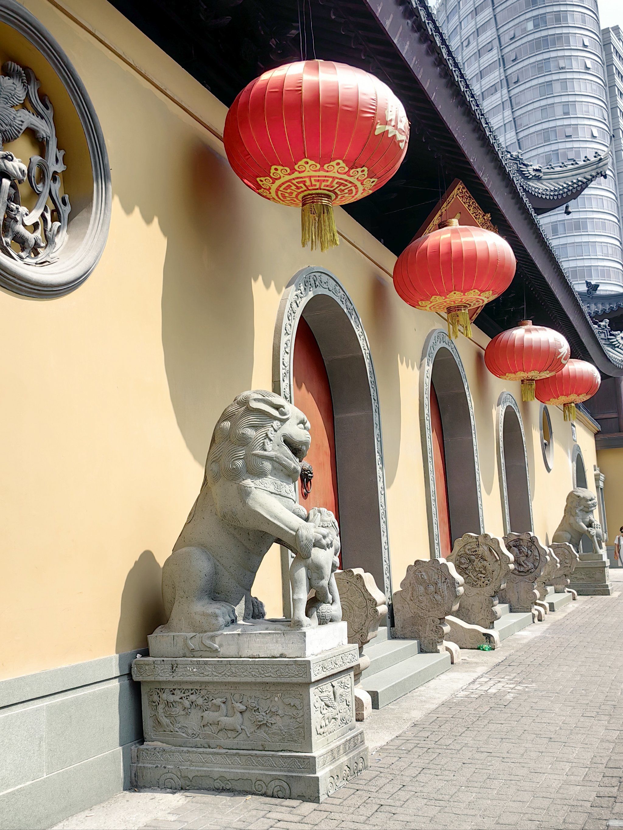 玉佛寺的光,那就是佛光吧[双手合十][双手合十][双手合十]