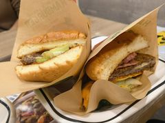 安格斯牛肉芝士堡-魏家凉皮(博水商务大厦店)