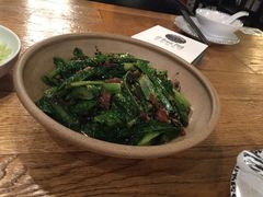 -爱啤精酿·民谣酒馆(滨江店)