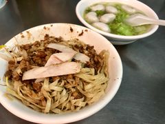 -六合夜市