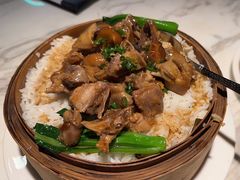笼子荷香乳鸽饭-广州花园酒店荔湾亭·地道点心·粤式饮茶