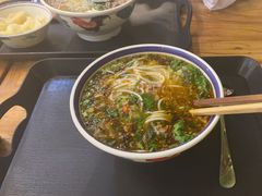 -云阿蛮云南生烫牛肉米线(奉贤路店)