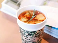 草莓茶-OUR Bakery(三里屯太古里店)