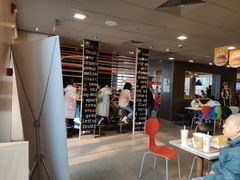-麦当劳(南京路2店)