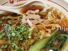 -呷佬·长沙手工米粉(金沙江路店)