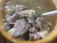 -汤锅大王(新平曹苏黄牛汤锅有限公司)