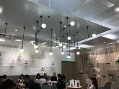 大堂-奈雪的茶(市百一店)