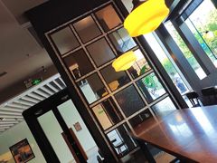 大堂-星巴克(杭州银泰城西一店)