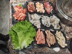 -啊美丽炭火烤肉(滑翔一店)