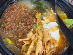 帅帅砂锅米线-帅帅药膳把子肉(小吃城店)