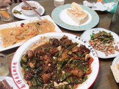-鲁南仔·滕州炒鸡(经三路店)