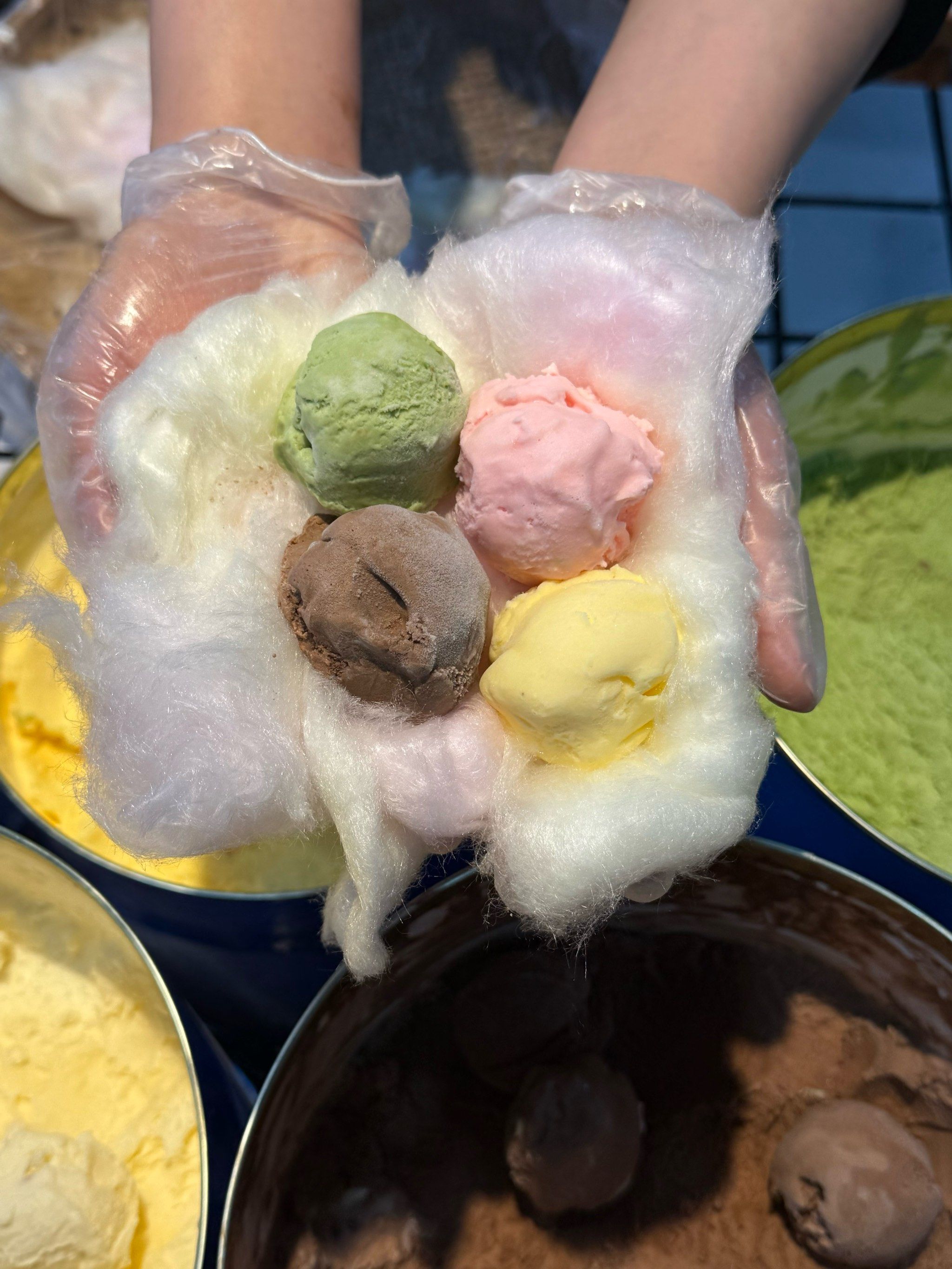 n
📍新街口爸爸炒料
#甜品冰淇淋 #棉花糖