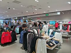 -唯品会(北京国瑞城店)