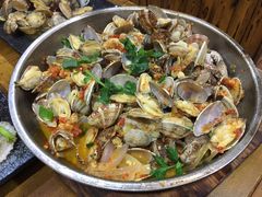 -老东镇啤酒屋海鲜加工·蒸汽海鲜·海鲜烧烤(台东店)