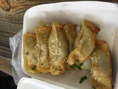 -小姜锅贴(凤凰街店)