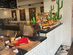 -昆山琶拉帝诗酒店·河畔咖啡厅Riverside Cafe