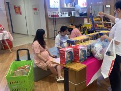 -孩子王(建邺金鹰世界店)