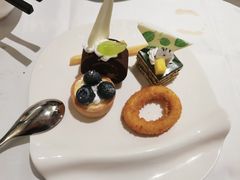 -海口绿发希尔顿酒店-田园汇自助餐·三文鱼·海鲜