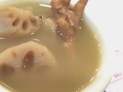 莲藕鸡脚汤（明火例汤）-文记壹心鸡(宝华路店)