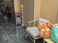 -假日美地酒店(广州同和地铁站京溪南方医院店)
